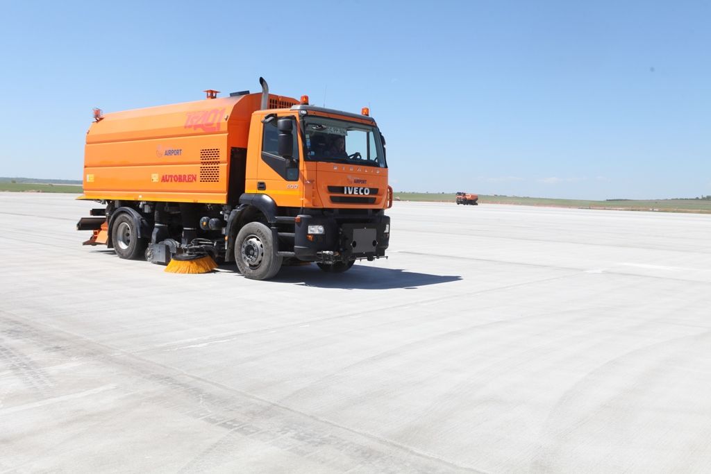 Primul segment al peronului Aeroportului Chișinău este finalizat.