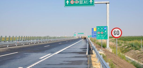 Deputat român, cu proiectul unei autostrăzi Chișinău - Satu Mare. Foto: mediafax.ro