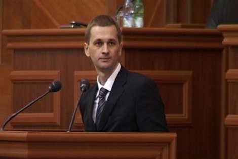 "Eu personal am transmis raportul respective către domnul Negruţă, domnul Bodiu şi domnul Lazăr, ca fiind membri ai Comitetului de stabilitate financiară”, a afirmat Dorin Drăguţanu.