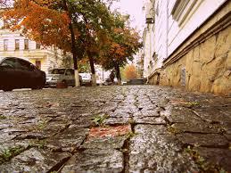 Astăzi meteorologii anunţă vreme bună în toată ţara. Cerul va fi senin cât e ziua de lungă, iar vântul va adia domol.