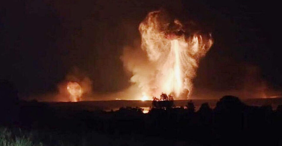 Ucraina a confirmat distrugerea a două depozite militare în Rusia.
