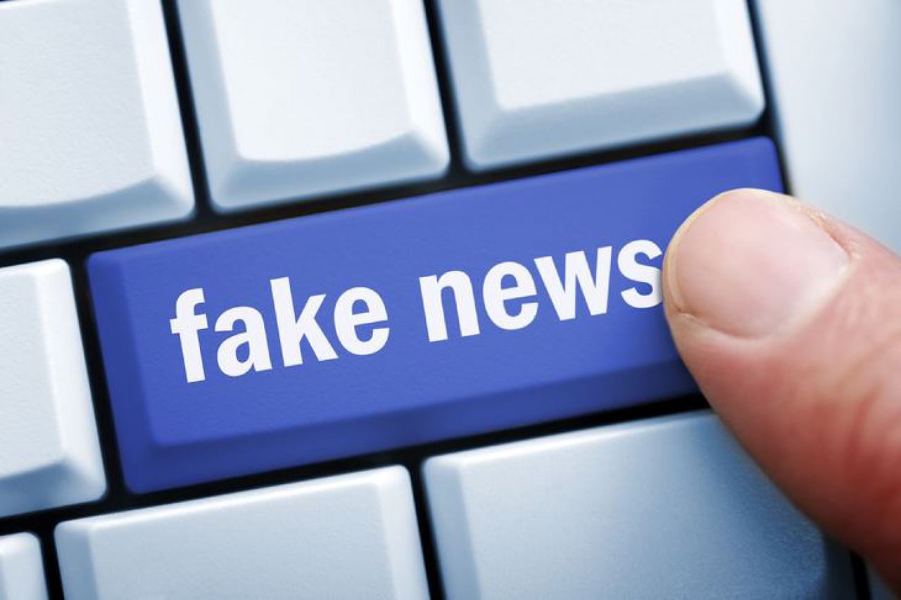Facebook a renunțat să lupte împotriva știrilor false
