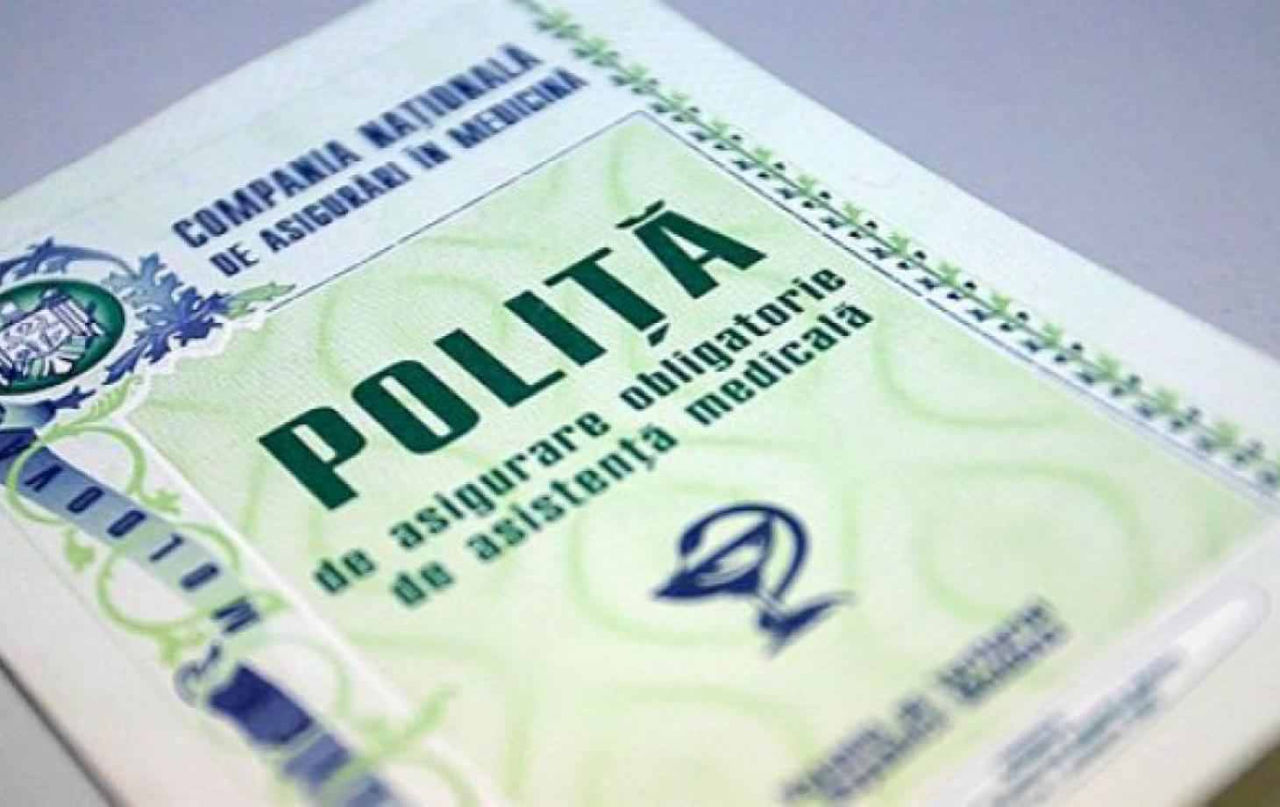 Медицинский полис можно купить онлайн и в выходные дни.