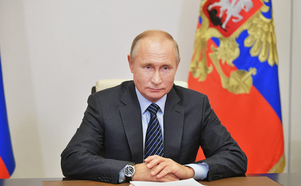 Путин поздравил президента Молдовы с Днем независимости республики.