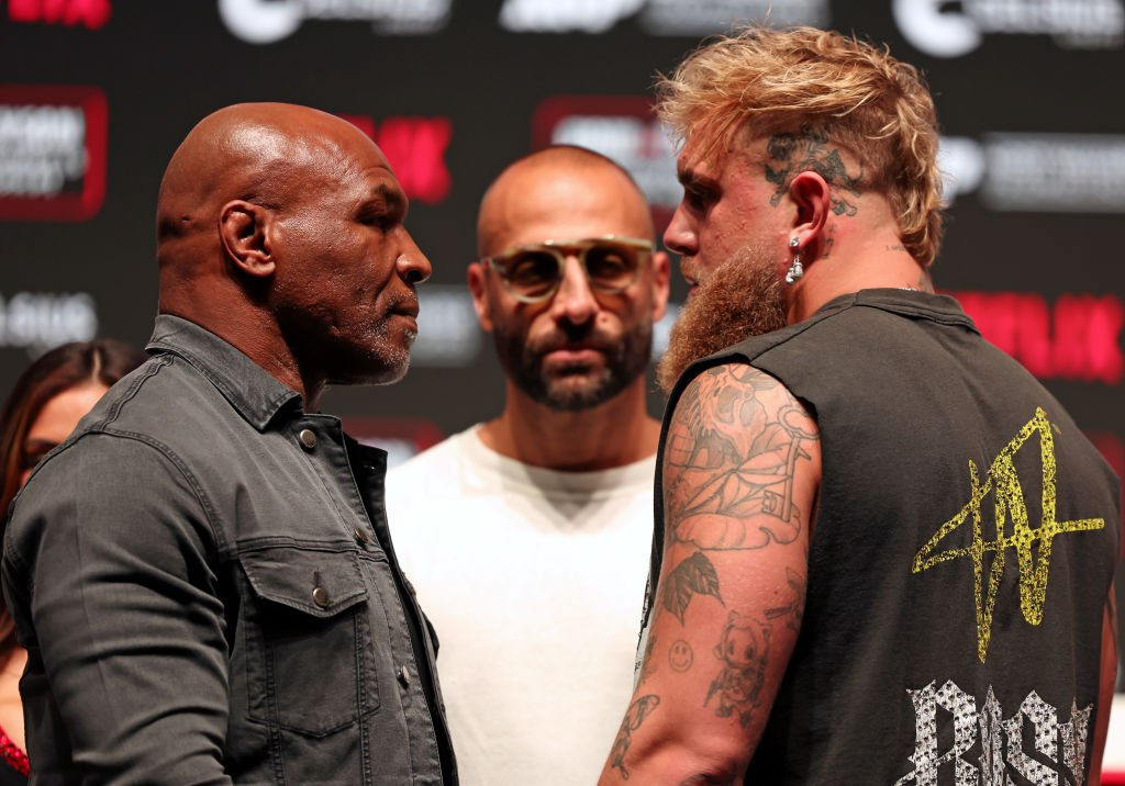 Vloggerul Jake Paul a câștigat un meci cu legendarul campion la box Mike Tyson.