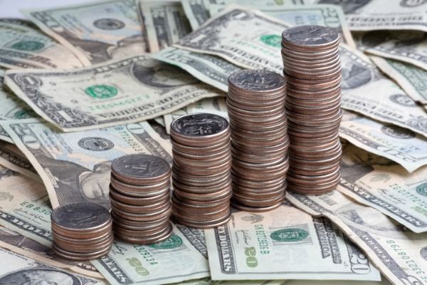 Profit de peste un miliard de lei pentru sectorul bancar.