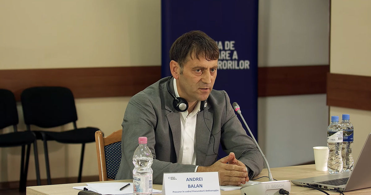 Un procuror anticorupție urmează să fie reevaluat de Comisia Vetting.