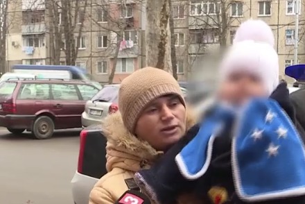  O femeie din Anenii Noi ar putea fi decăzută de drepturile părintești