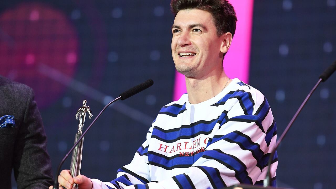 Александр Гудков заявил о смерти КВН.