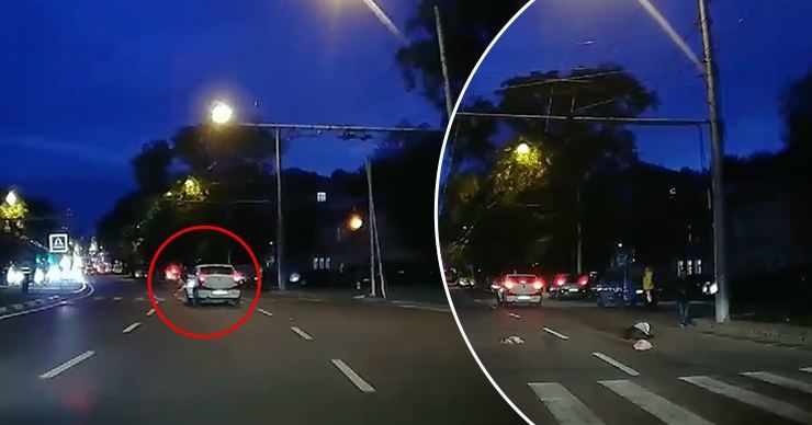 У железнодорожного вокзала сбили пешехода.