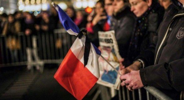 Guvernul de la Paris vrea ca francezilor care se întorc din Siria sau Irak să le poată fi impuse „condiţii de supraveghere draconice la revenire”.
