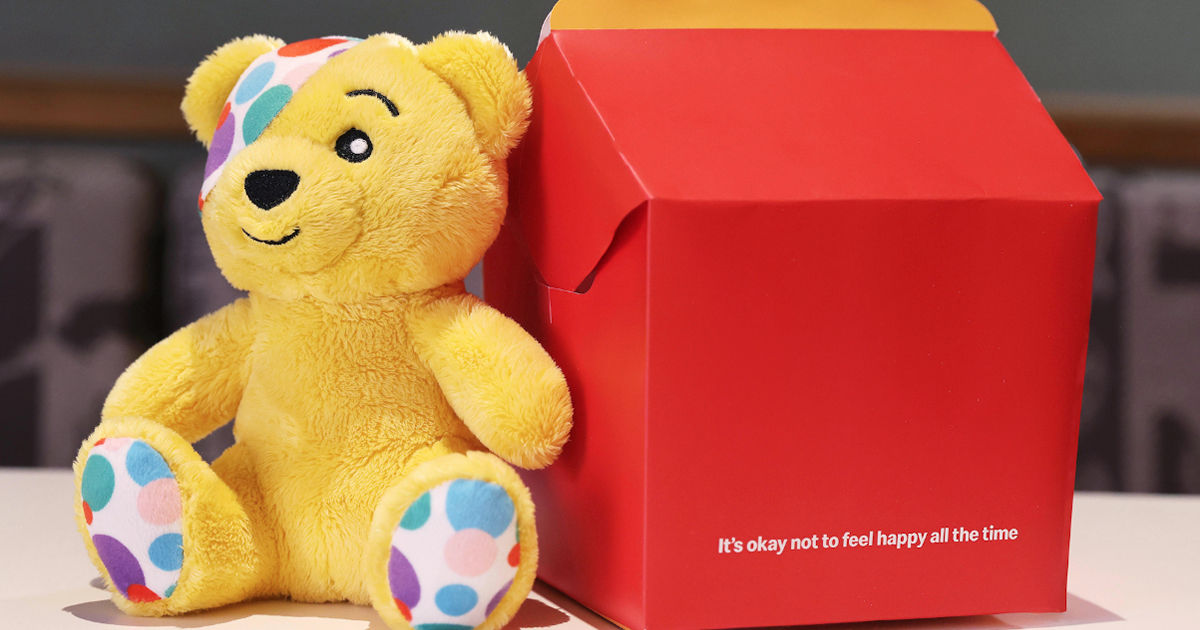 Британский McDonald’s впервые убрал улыбку с Happy Meal.