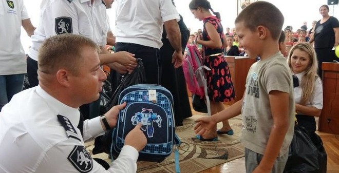 Более 70 детей из Страшен получат пожертвования от граждан Италии.