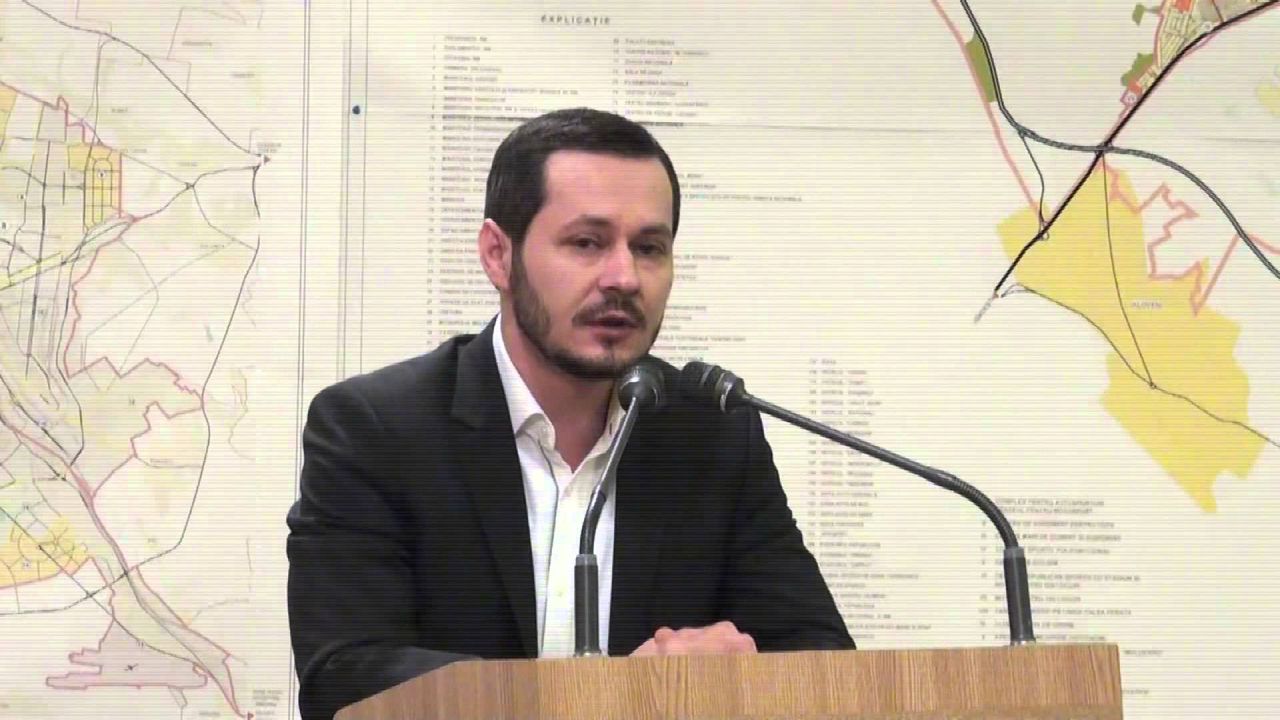 Кодряну должен покинуть фракцию ЕНПМ в муниципальном совете.