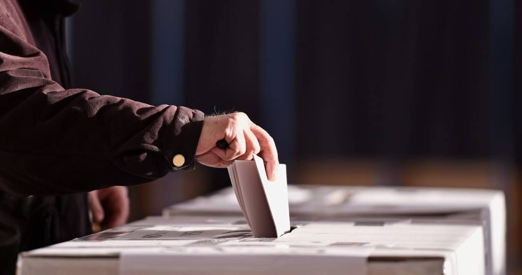Aproape 40% dintre români nu s-au decis pentru cine să voteze la alegerile prezidențiale.