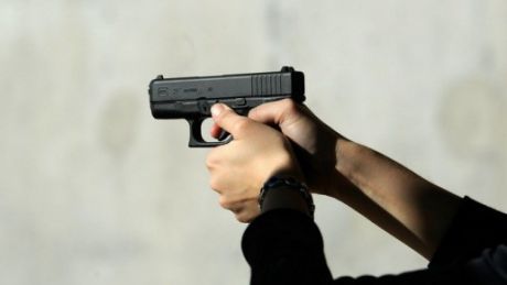 Un soldat a scăpat cu viaţă datorită unui iPhone. Foto: ziare.com