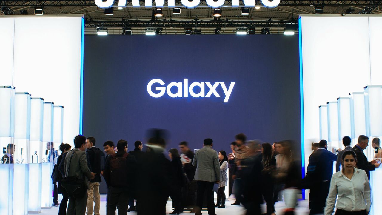 Samsung откажется от знаменитой серии смартфонов Galaxy Note. Фото: ria.ru.