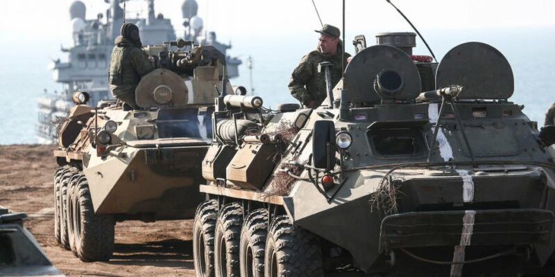 В Украине сообщили, что белорусские войска вошли на Черниговщину.