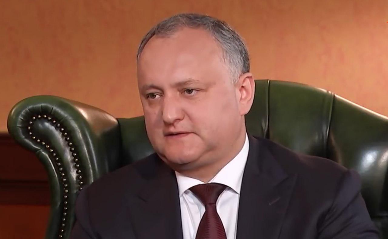 Кроме этого, Додон уверен, что нет никаких шансов поставить базы НАТО без согласия президента.