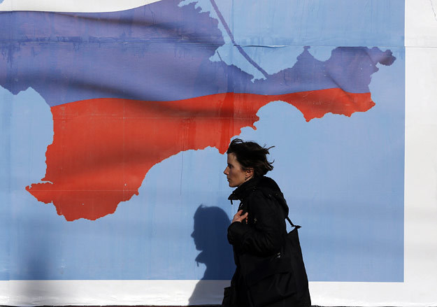 Вместо 373 миллиардов рублей в 2015 году Крым получит от российских властей всего 100.  Фото: vedomosti.ru