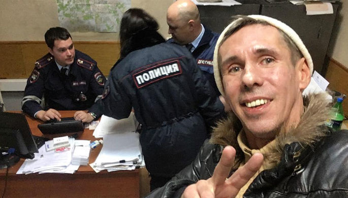 Актер Панин устроил пьяный дебош на самолете из Симферополя. Фото: instagram.com