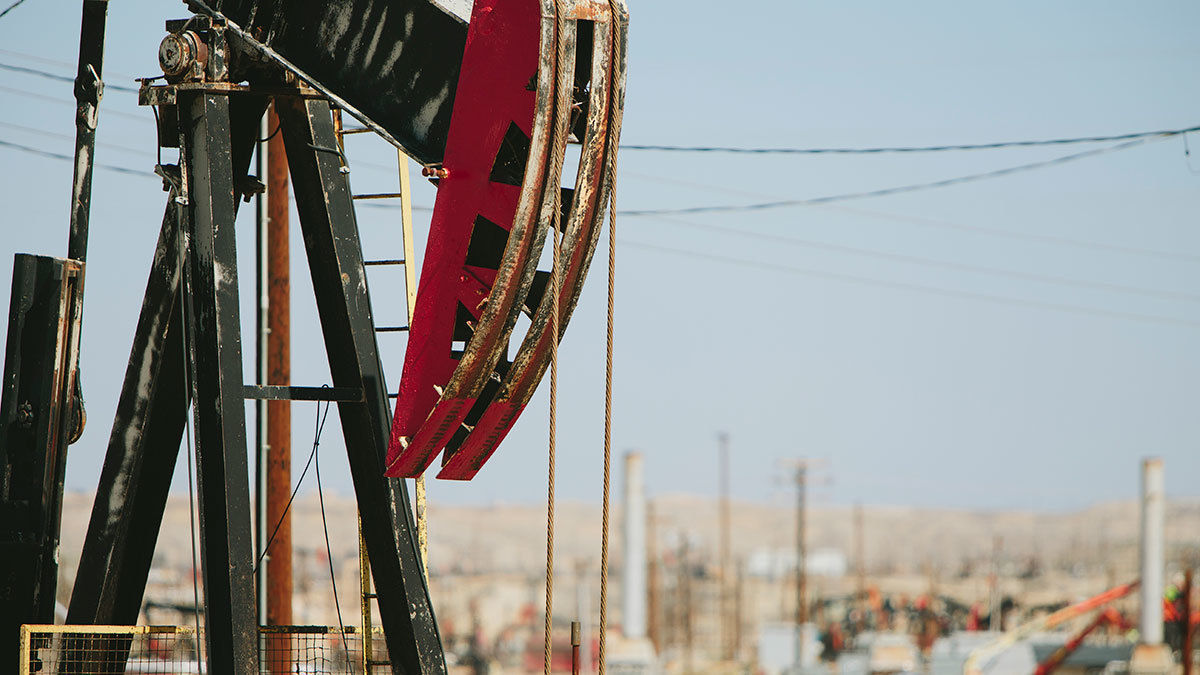 Цены на нефть растут перед встречей ОПЕК+