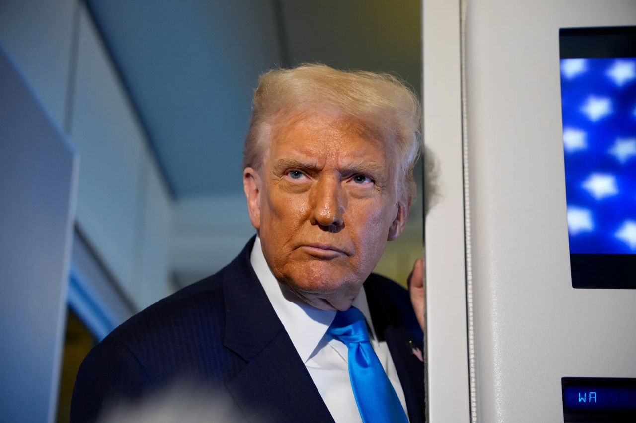 Trump a ordonat reluarea imediată a testelor nucleare în SUA.
