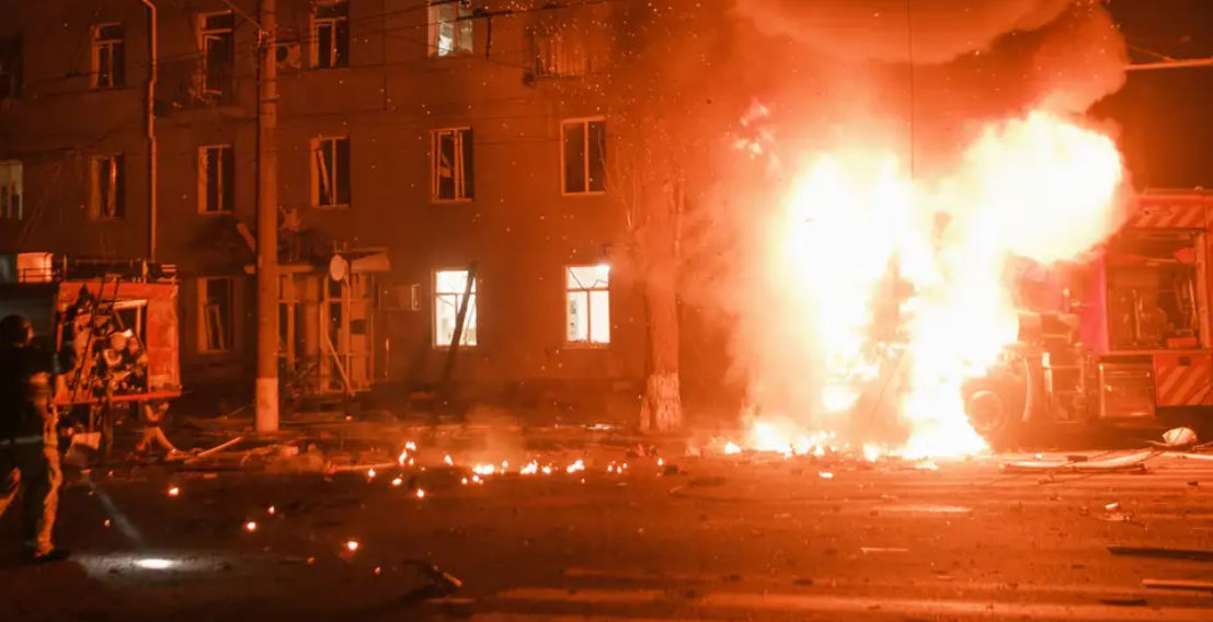 В Харькове при повторном ударе дронов погибли спасатели.