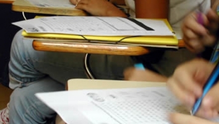 La sesiunea de BAC nu pot fi admişi doar cei care au abandonat şcoala după clasa a noua. 
