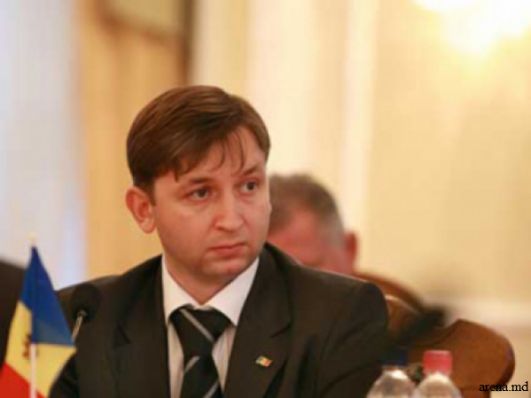 Balan însă a negat aceste zvonuri. „Am fost invitat la acest club în calitate de membru de onoare”, a precizat acesta