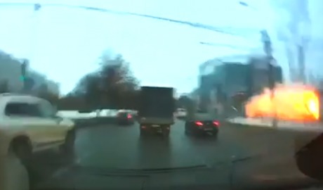 Şapte persoane au fost rănite azi dimineaţă în urma unei explozii la staţia de metrou Kolomenskaia din Moscova.