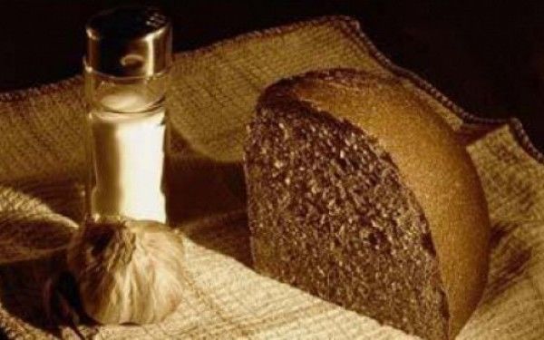 Creştinii ortodocşi de stil vechi marchează astăzi "Lăsatul Secului", adică ultima zi dinaintea Postului Crăciunului. Foto: stirileprotv.ro