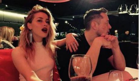 Amber Heard şi-a confirmat relaţia cu inventatorul şi miliardarul Elon Musk printr-o fotografie amuzantă. Foto: Amber Heard / Instagram 