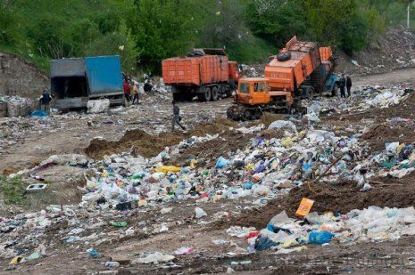 Locuitori din Bubuieci: Grevă împotriva depozitării deșeurilor 