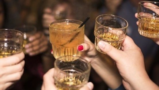 Legea publicității: Amenzi usturătoare pentru promovarea alcoolului