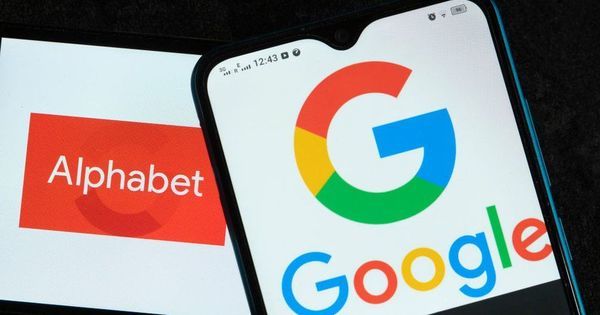 Стоимость материнской компании Google впервые достигла $2 триллионов.