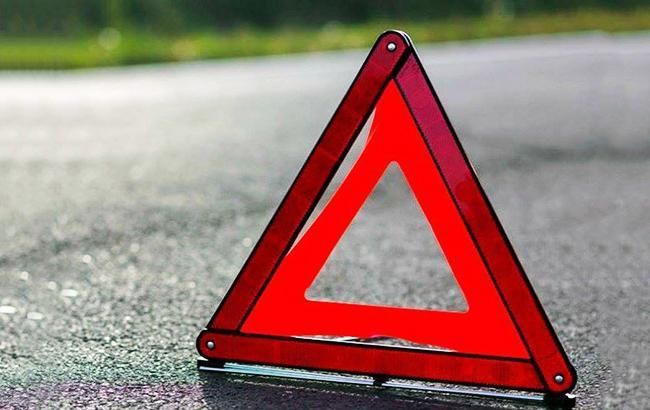 В Кагуле автомобиль врезался в телегу. 