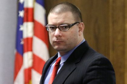 Прокурор заявлял, что Рут действовал хладнокровно и обдуманно.