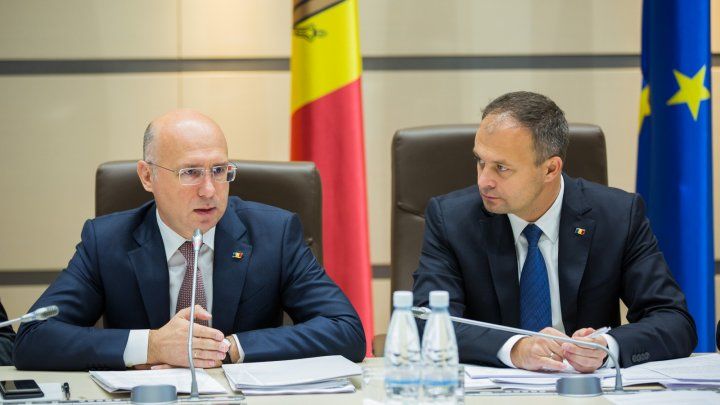 Falsul și acțiuni. Declații după ședința comună Parlament-Guvern