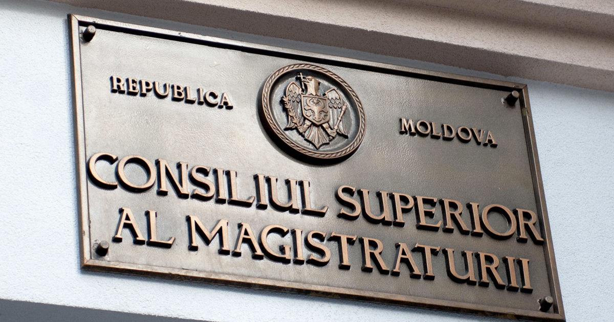Comisia juridică din Parlament nu va mai selecta candidații non-judecători pentru CSM.