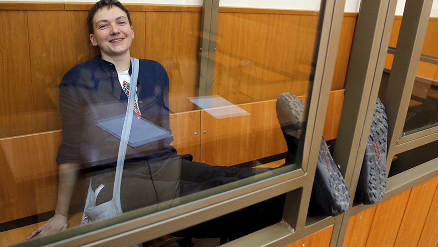 Донецкий суд Ростовской области приговорил Савченко к 22 годам колонии общего режима.