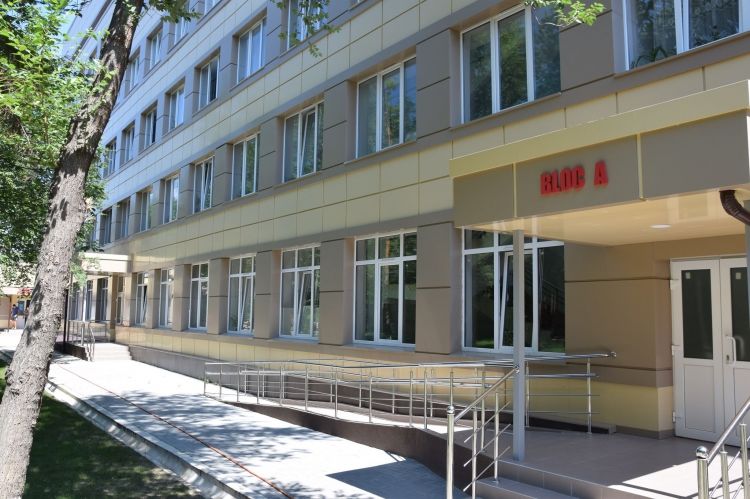 Ниспоренская районная больница была термически реабилитирована. Фото: madrm.gov.md.