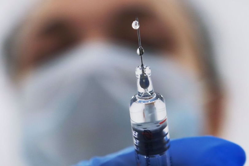 В Гагаузии первые врачи получили вакцину от коронавируса.