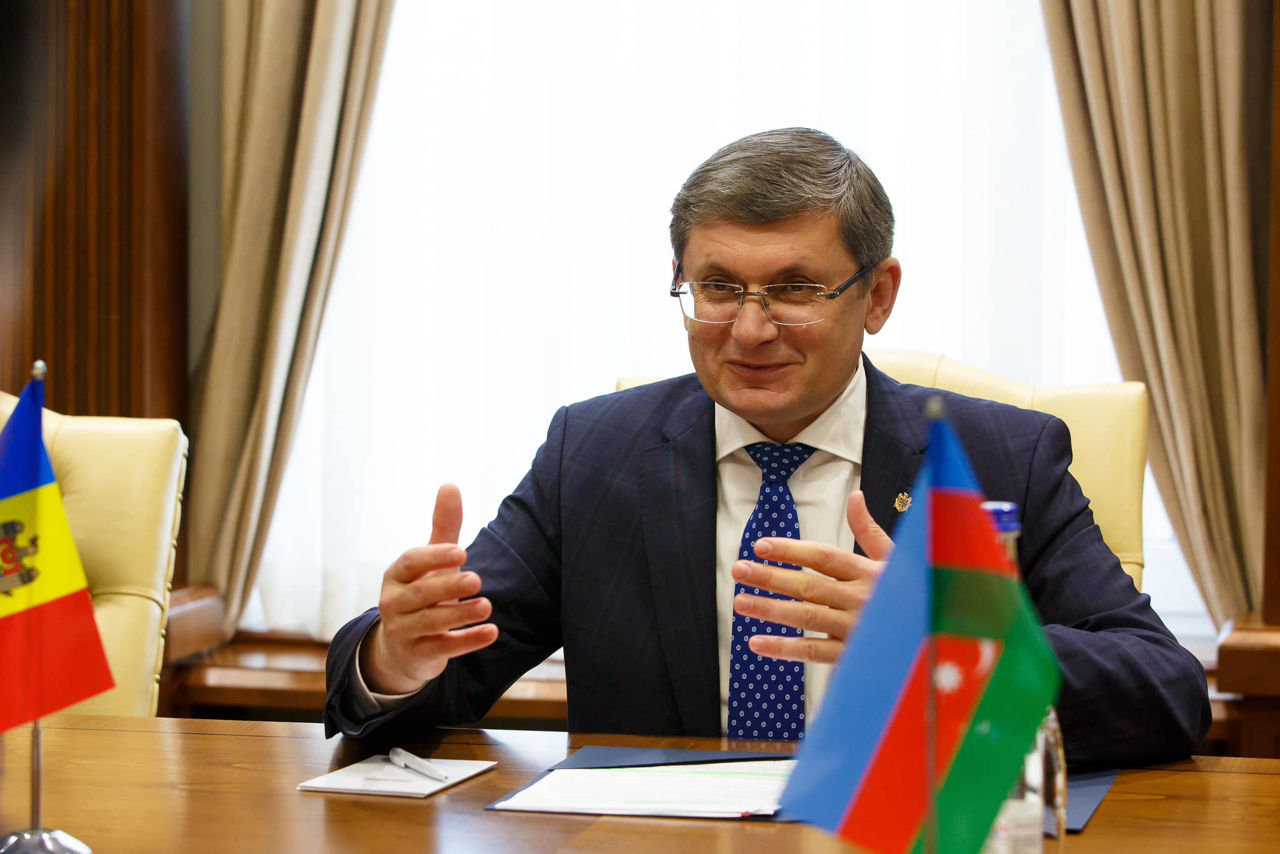 Гросу обсудил укрепление молдавско-азербайджанского межпарламентского сотрудничества.