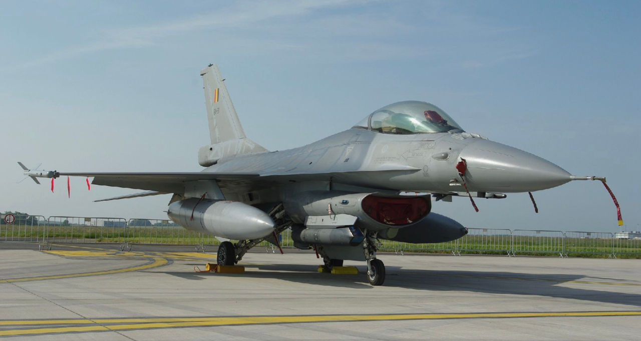 Украина летом сбила свой истребитель F-16 из-за действий США.