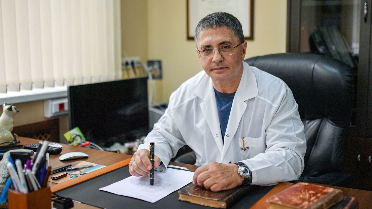 Мясников назвал способы защитить суставы.