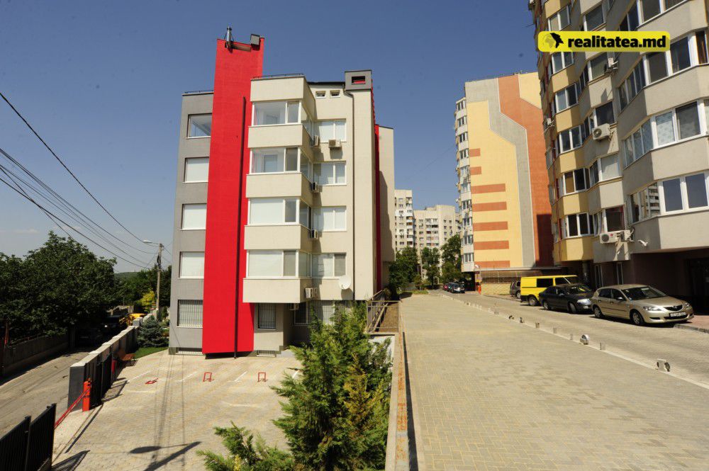 Cele mai cumpărate apartamente din capitală sunt cele mici din blocuri noi, cu o suprafață de aproximativ 50-60 de metri pătrați.