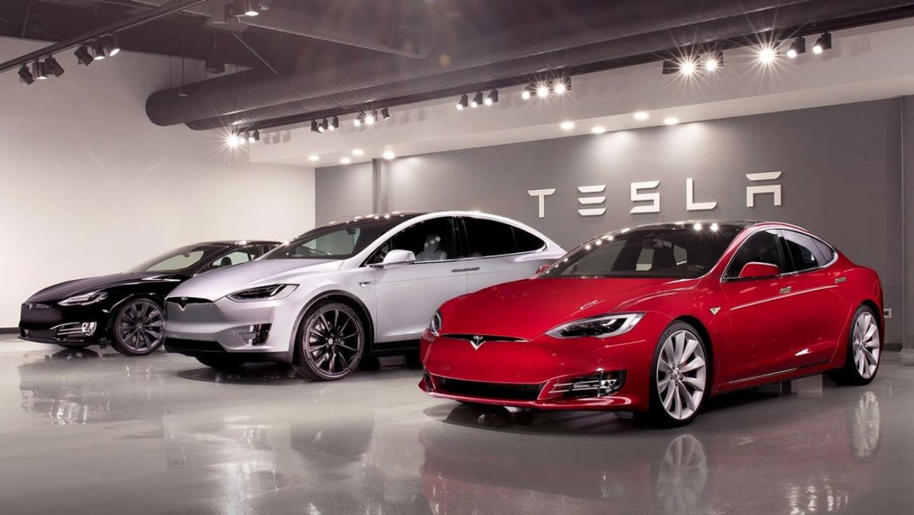 Vânzările de automobile Tesla în Franța și în țările scandinave, în scădere drastică.