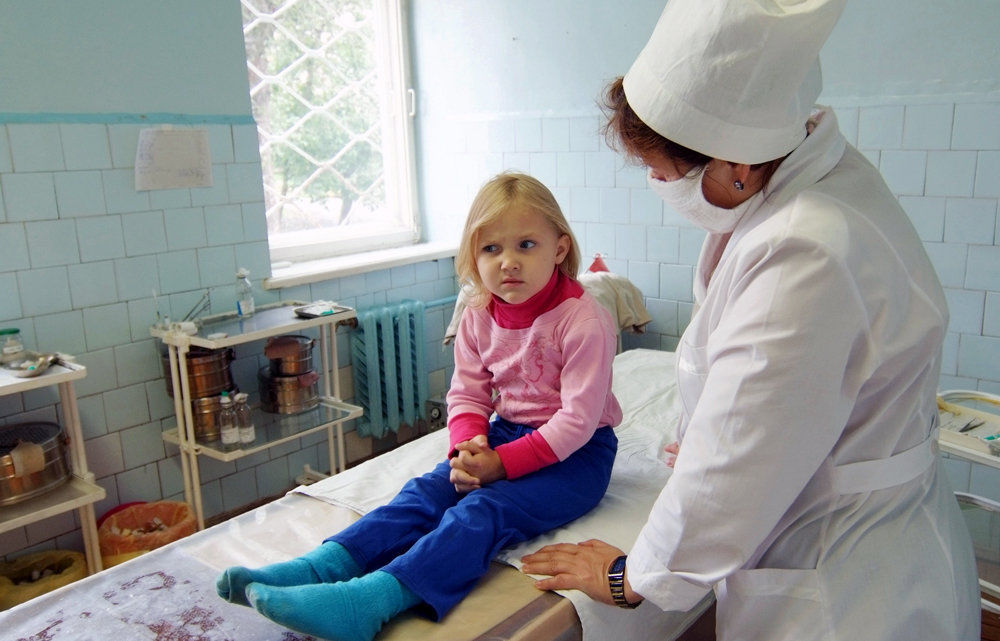 600 подопечных детдомов прошли бесплатные медицинские тесты в частных медцентрах.