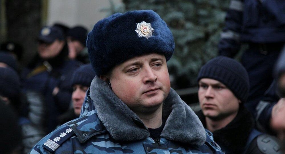 Liderul PSRM, Igor Dodon, i-a îndemnat pe membrii guvernului să iasă în faţa protestatarilor. Foto: Sputnik/ Miroslav Rotari